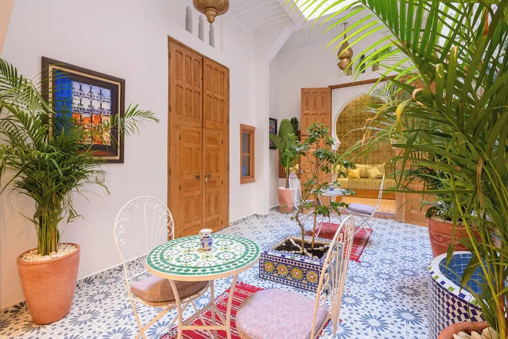 Dar Al Jeld Guesthouse