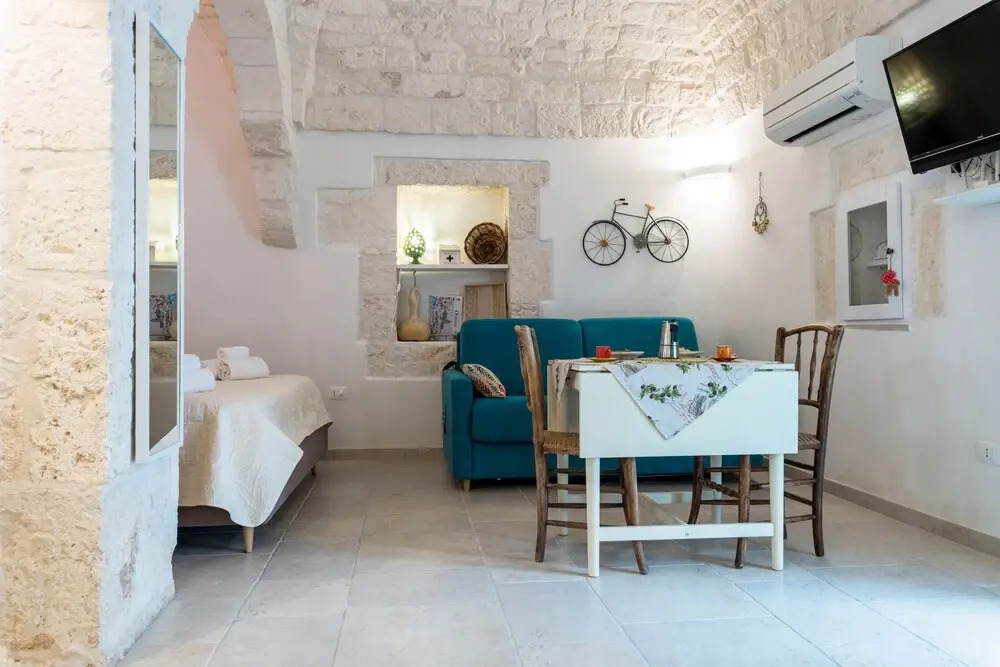 Nice and White Studio by Wonderful Italy