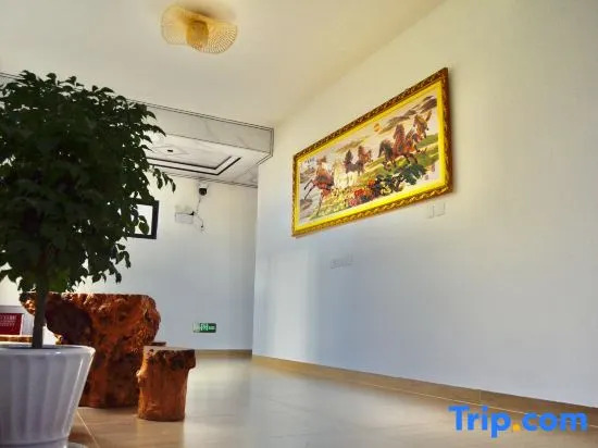 Shaxi Qingshuiqiao Yayuan Shunyuan B&B (North Guzong Lane)