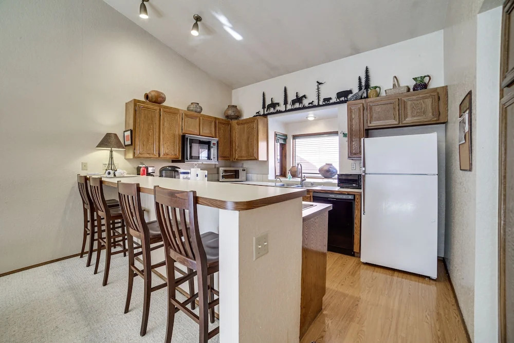 Mammoth Lakes Condo: Walk to Village & Gondola