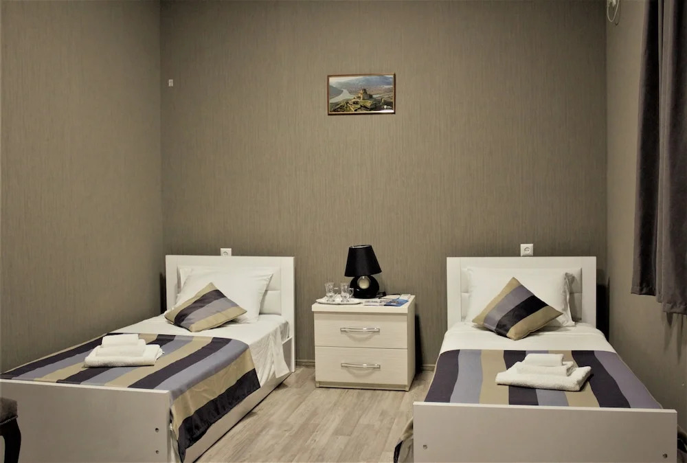 Twins Hotel
