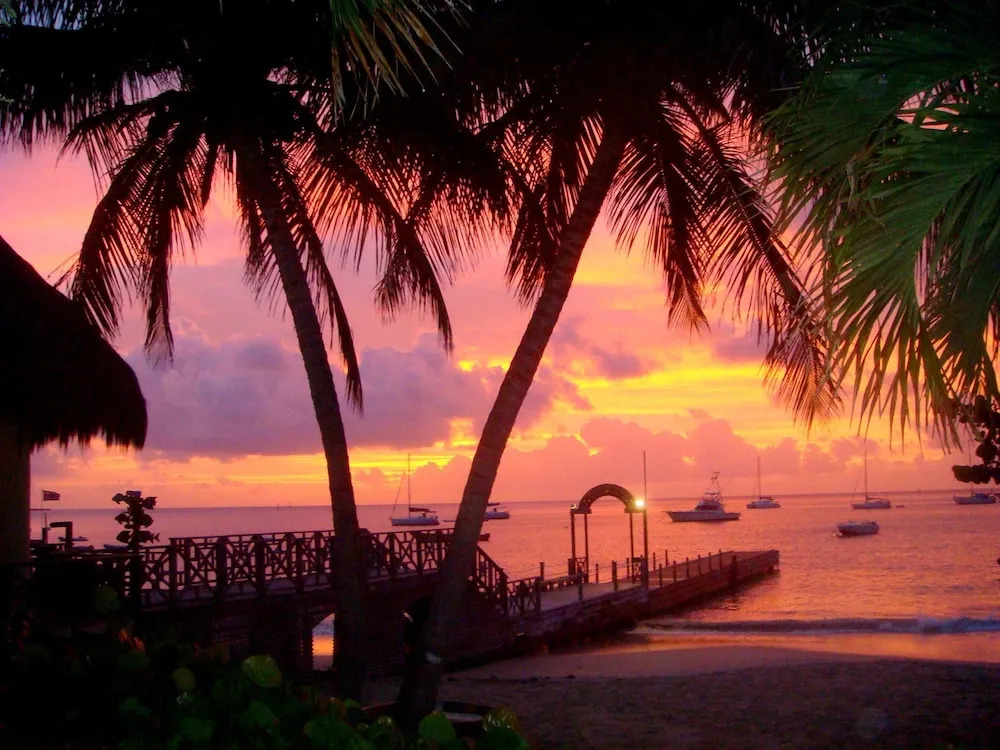Tamarind Beach Hotel & Yacht Club
