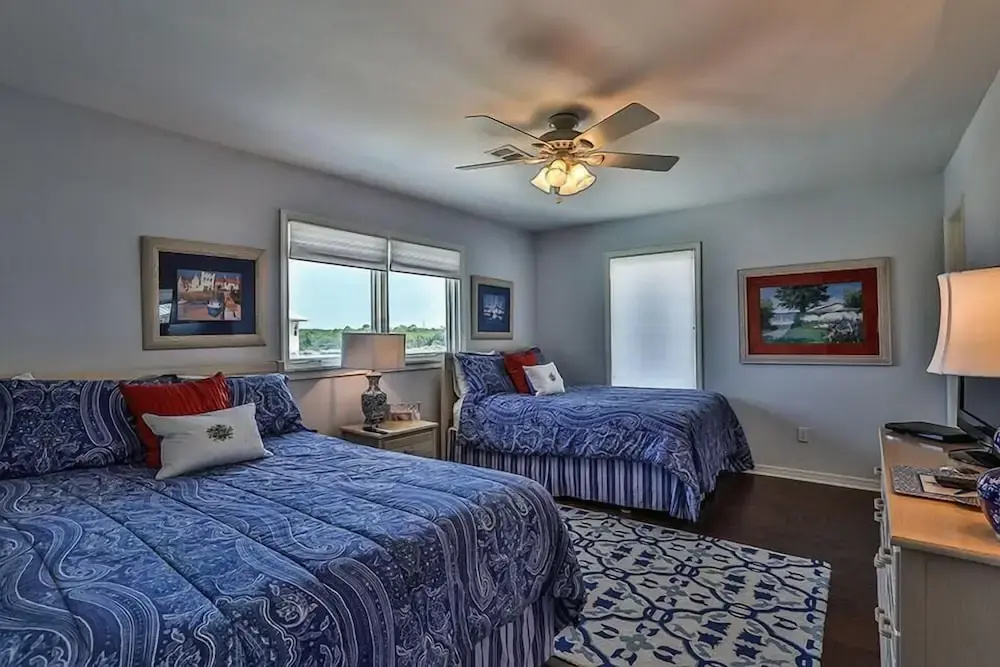 Storks Nest 6 Bedroom Holiday Home by Five Star Properties