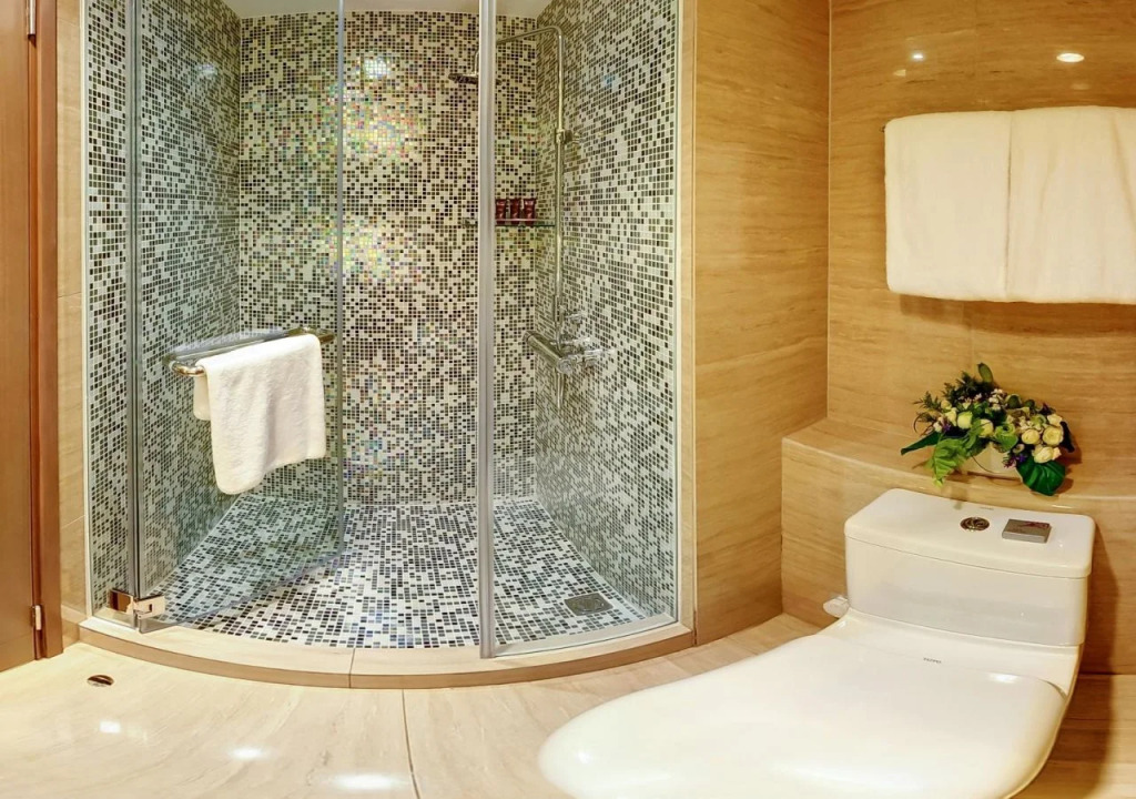 The Bauhinia Hotel - Central