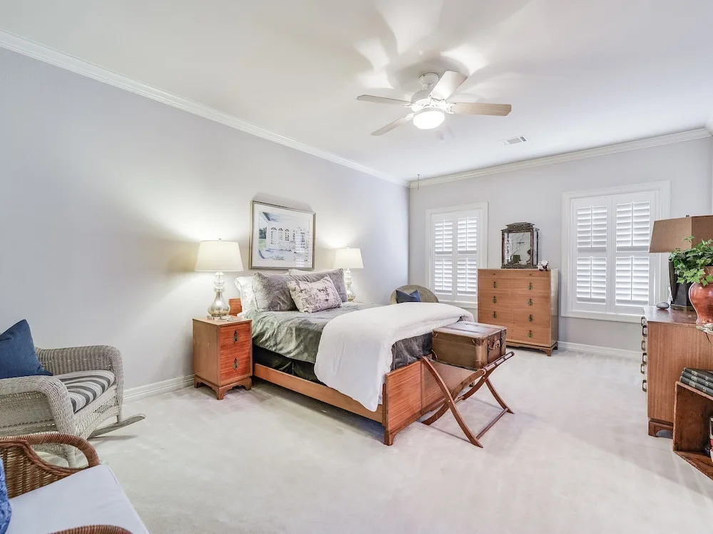 The Arrive Epic Estate On Lake Austin 5 Bedroom Estate