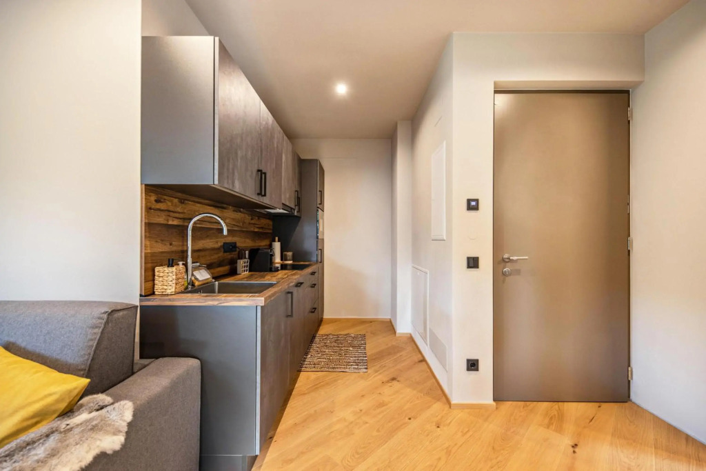 Apartment 16 cityview