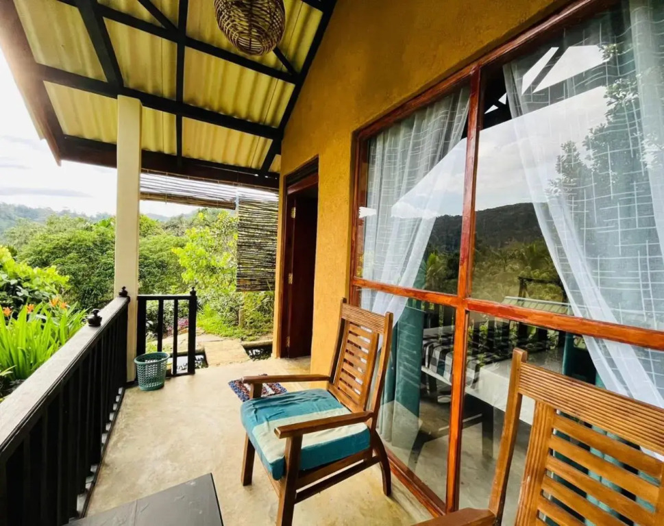 Rainforest Nature House