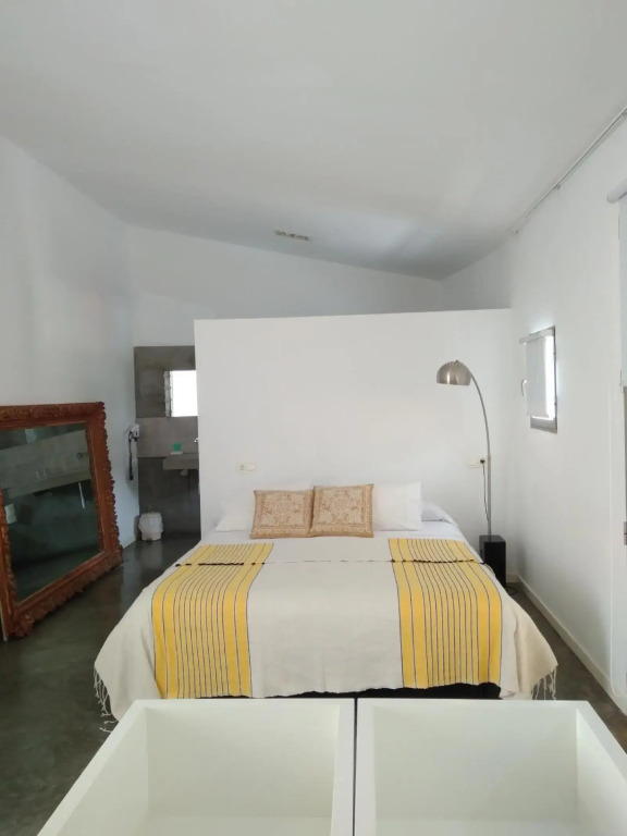 La Maga Rooms