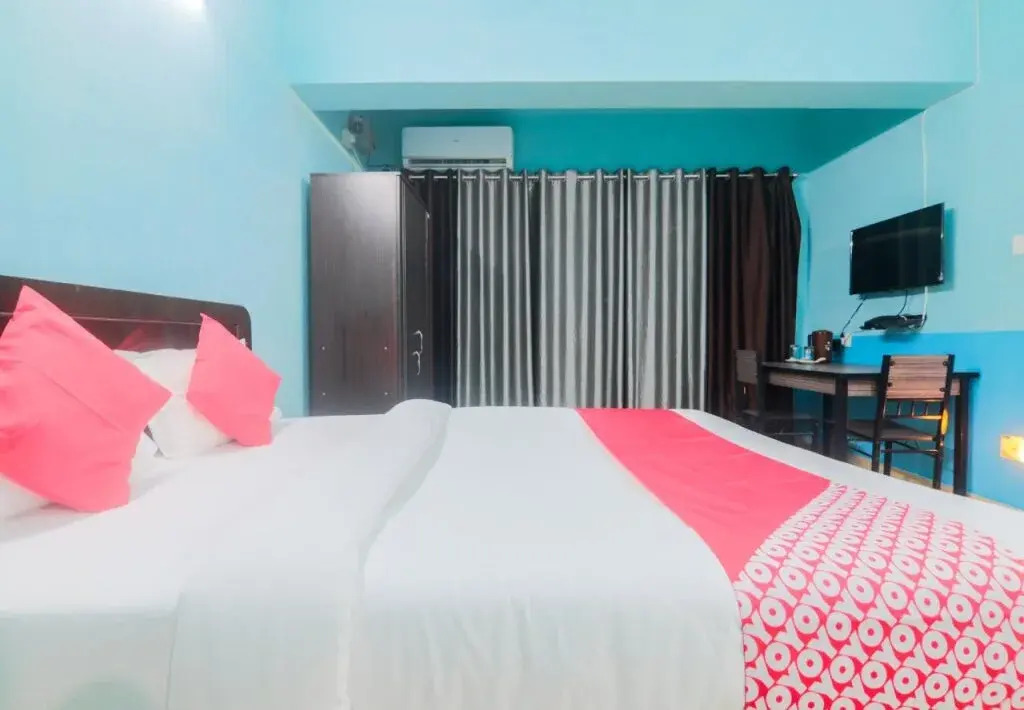 Oyo 24478 Mid City Guest House
