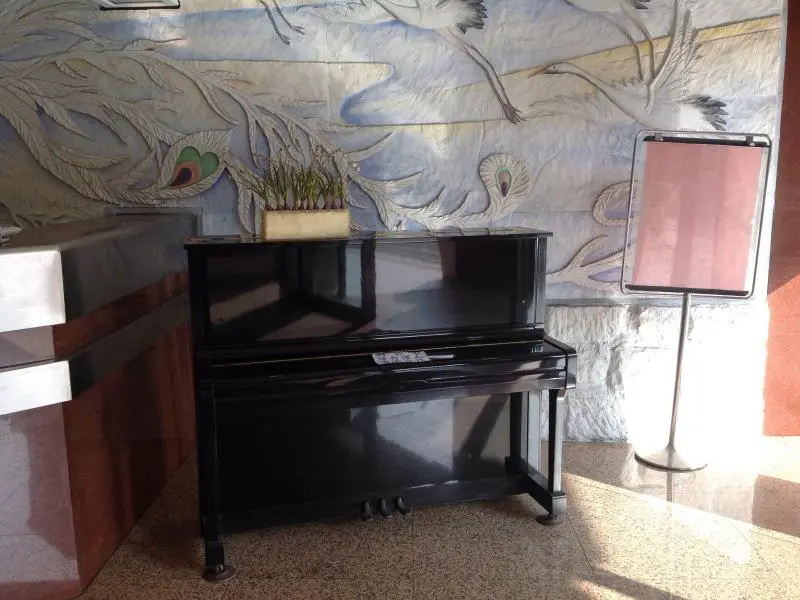 Chih Feng Hotel