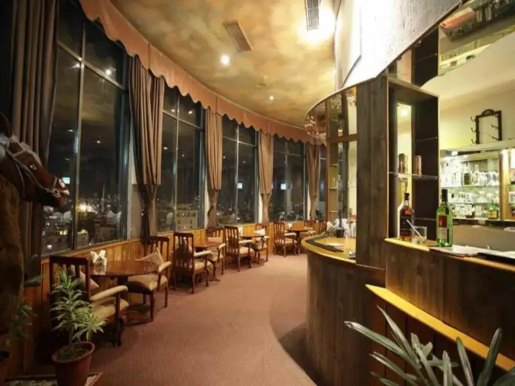 Hotel Om Tower