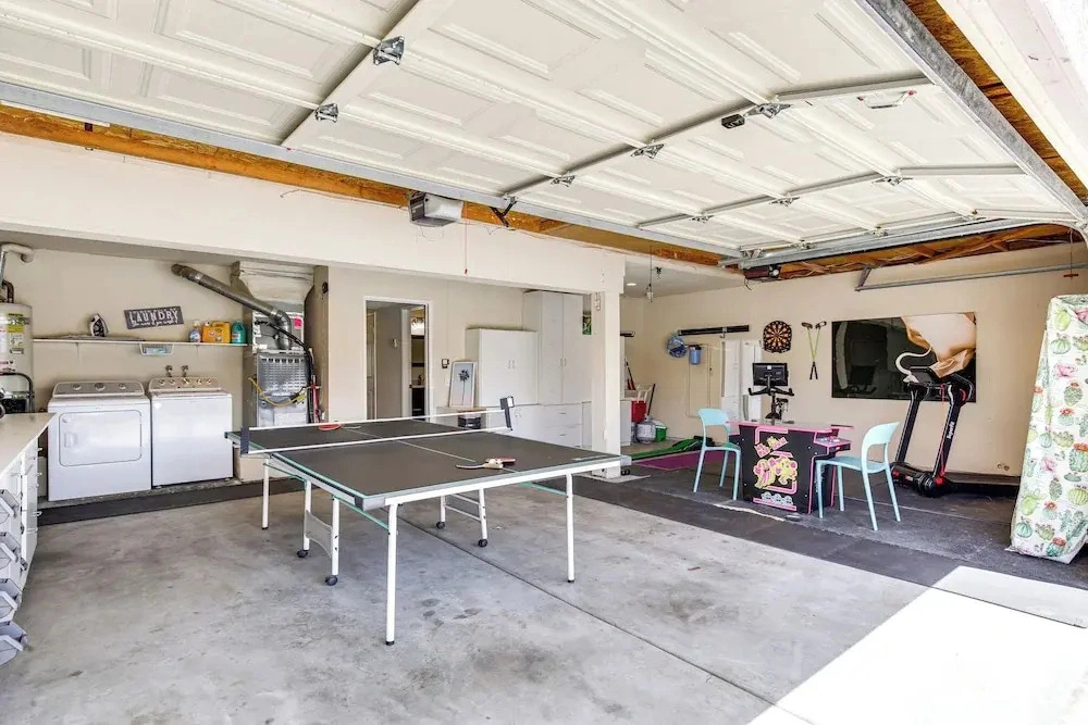 Home w/ Private Pool & Game Room in Indio