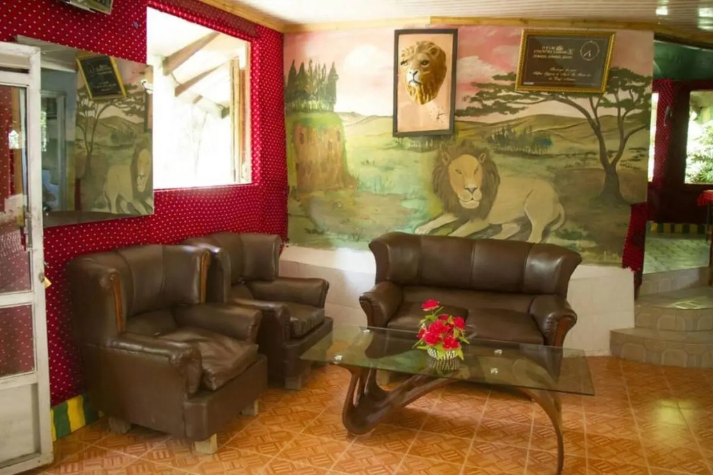 Osim Country Lodge