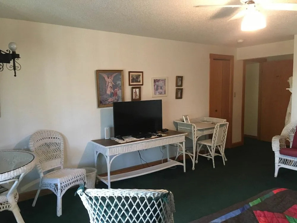 Lakeside Bed & Breakfast
