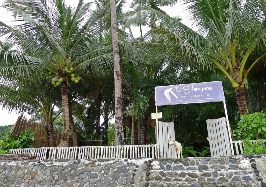 La Salangane Caalan Beach Villa