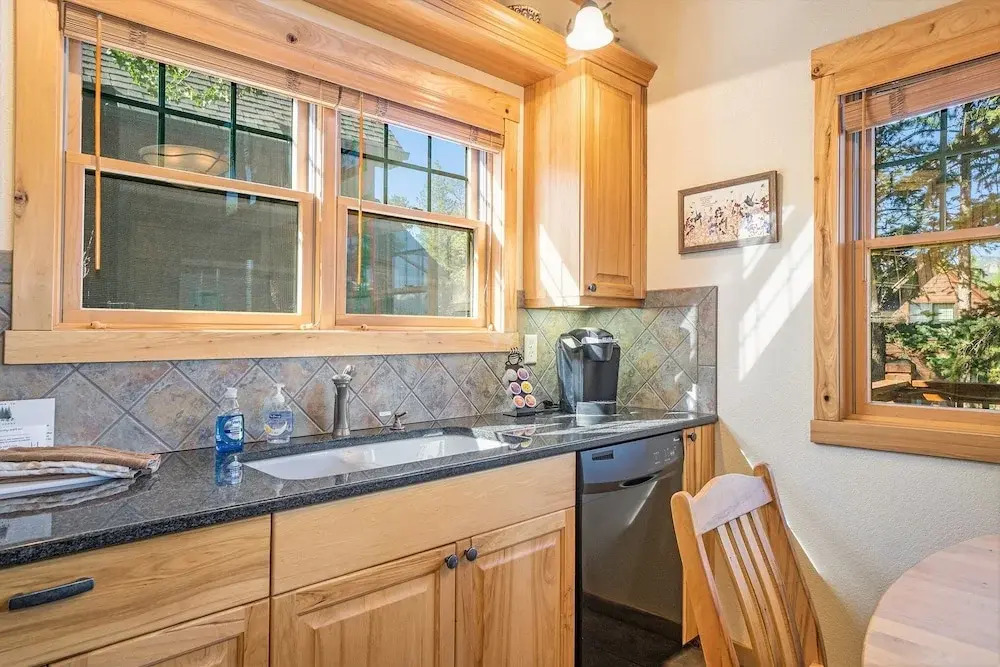 Solitude Bobcat #2 - Estes Park 2 Bedroom Condo by RedAwning