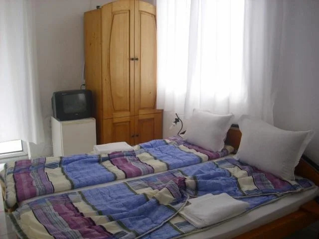 Lurd Family Hotel