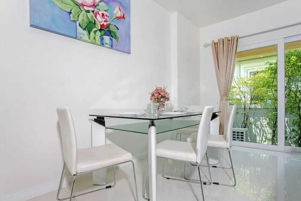 Rossawan Pool Villa