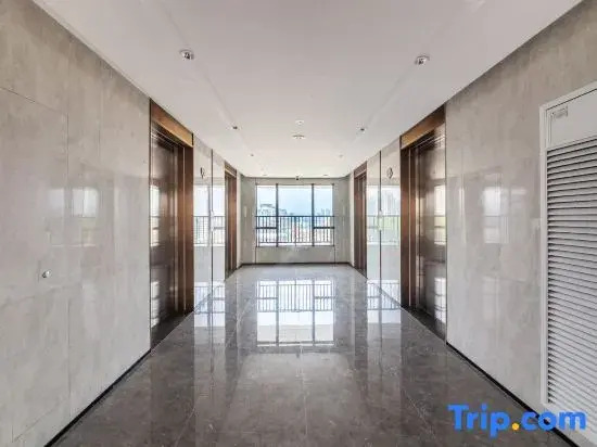 Huilan Light Luxury Apartment (Shenzhen Guanlan Avenue Qianxin Subway Station)