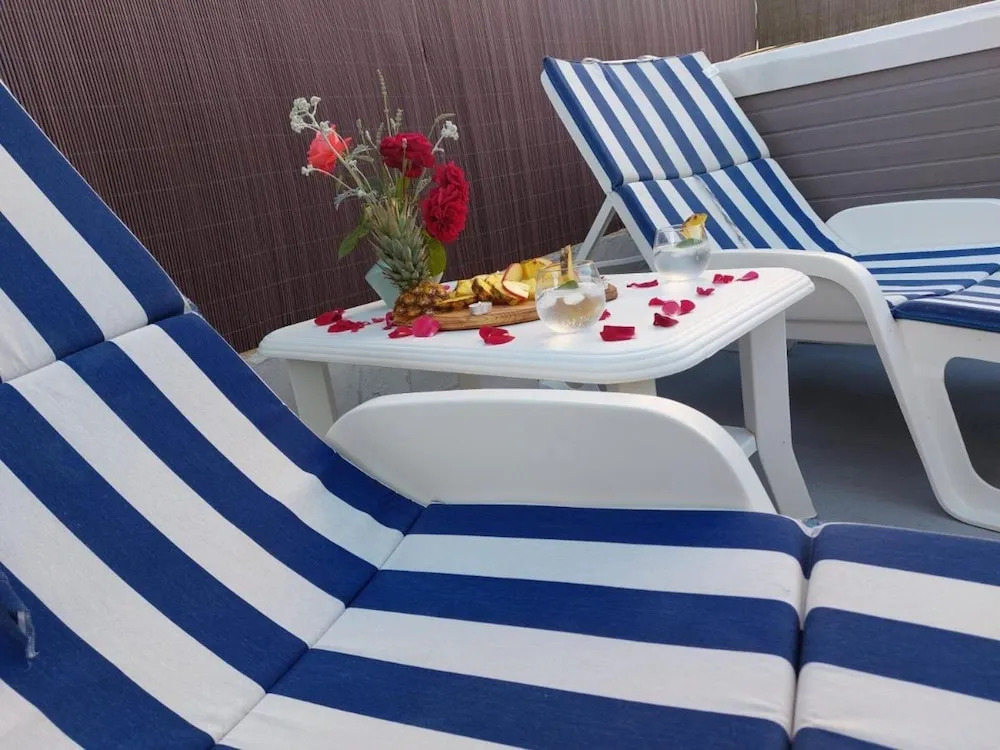 Mihael Holiday House