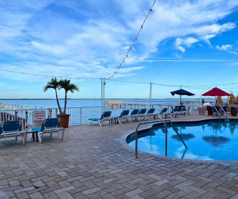 Beso Del Sol Resort