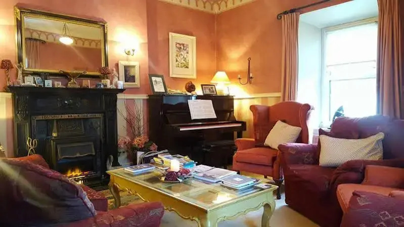 Williamsferry House
