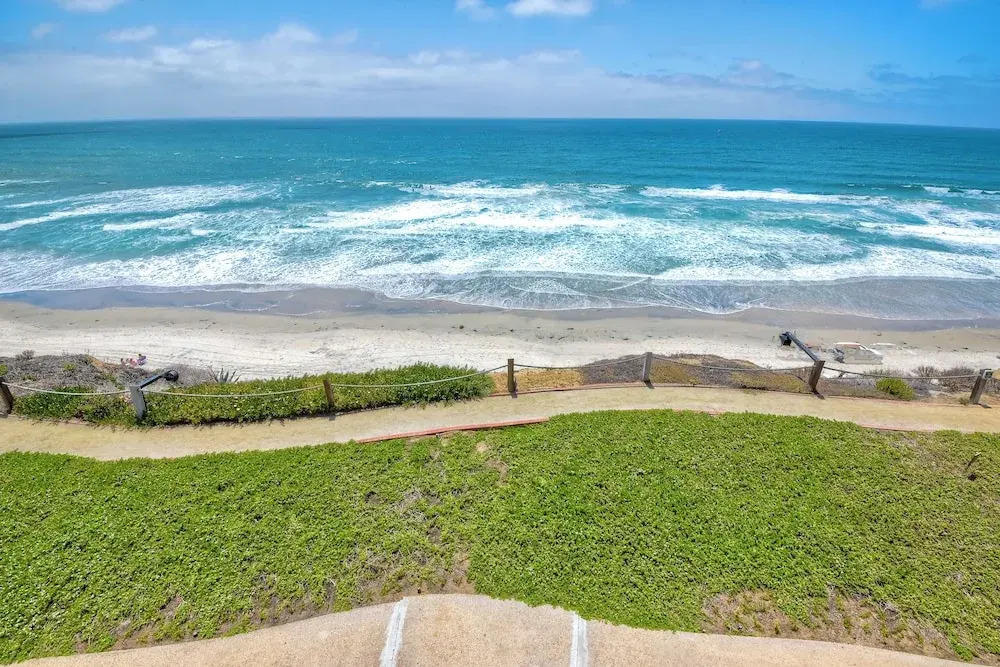 597 S Sierra Avenue - Unit 69