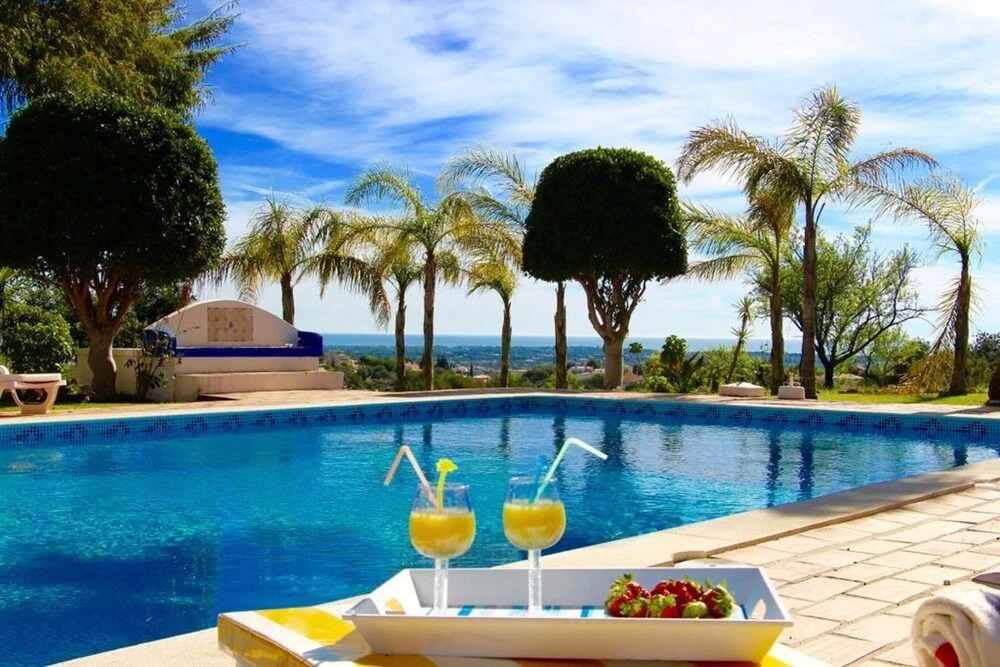 Elegant Villa in Loulé with Private Pool