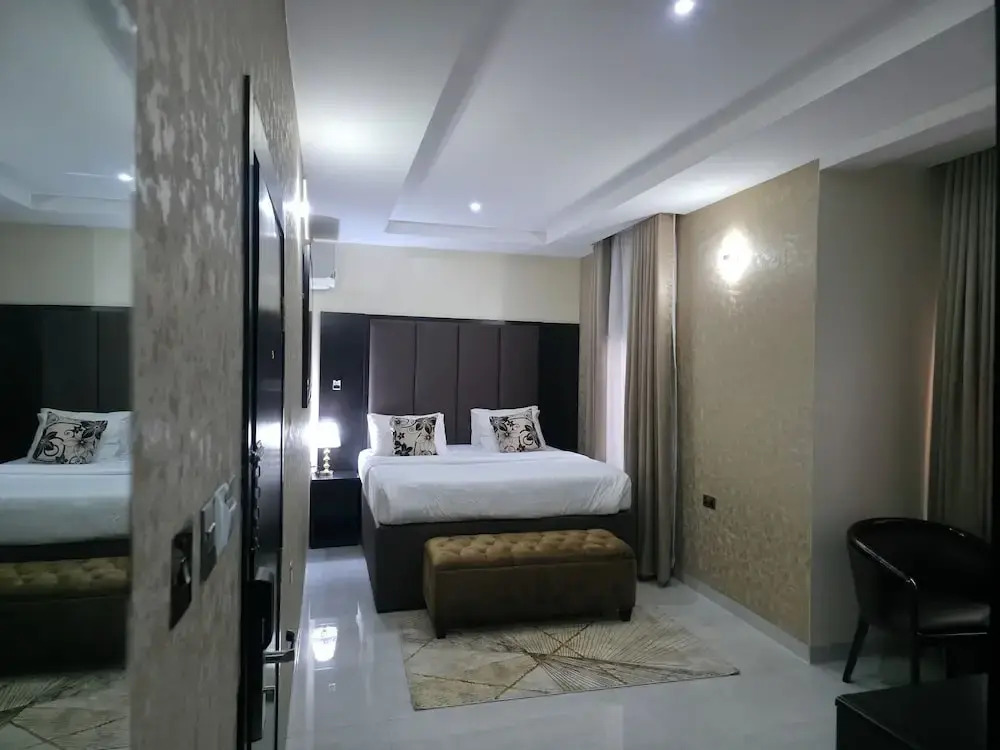 Ivotel Luxury Hotel