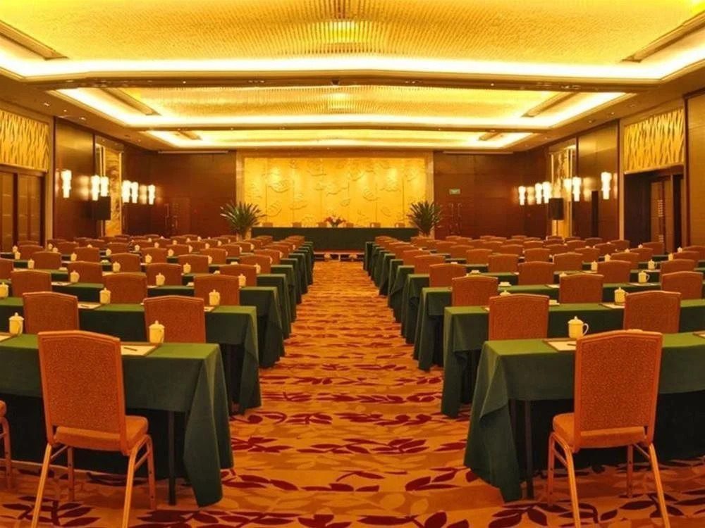 Sinkal Crown Hotel