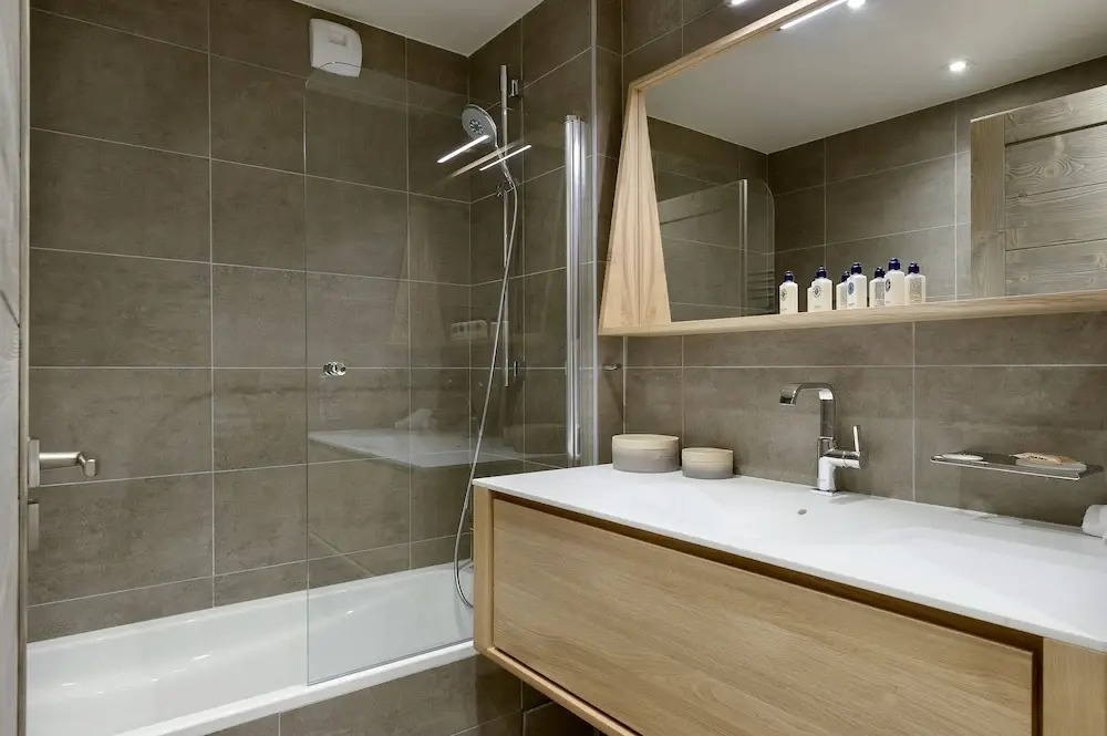 Le C Residence Apartments T3 Cabin A02
