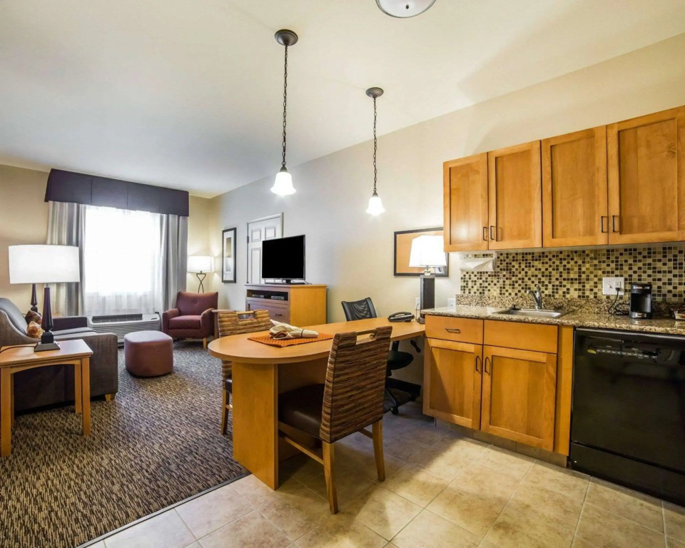 MainStay Suites Sidney - Medical Center