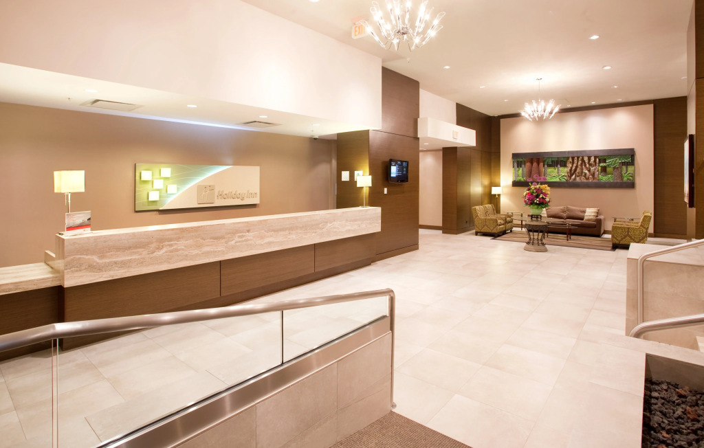 Holiday Inn Vancouver-Centre Broadway by IHG