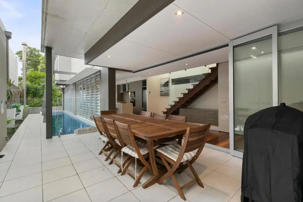 Sanctuary at Sunshine Beach - Tranquil Private Pool