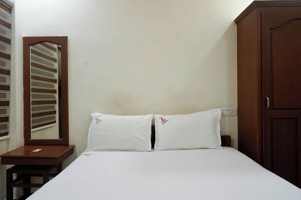 Thai Residency - Opp to Bus Stand