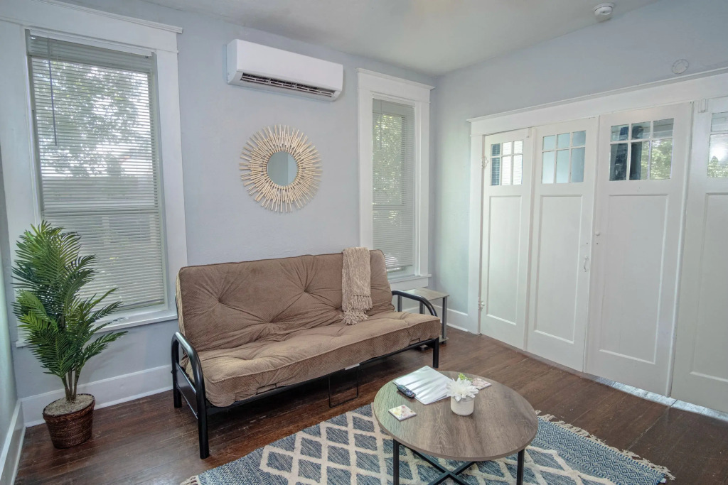 Las Carolinas #4 Cozy 1BR/1BA Sleeps 5