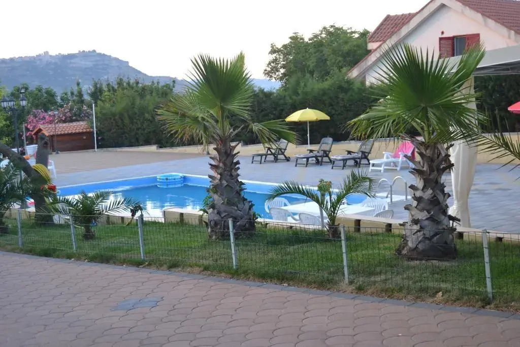 Villa Belvedere Lago Pergusa