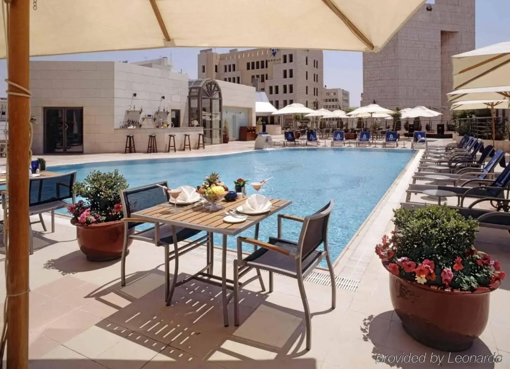 Signia by Hilton