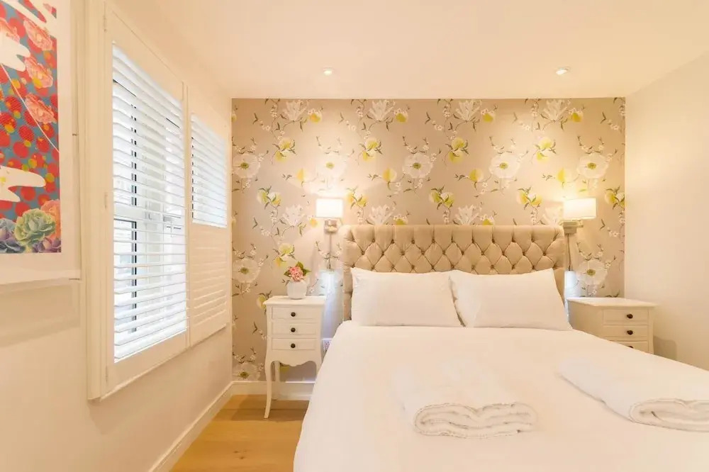 2 Bed, 2 bath flat in Covent Garden