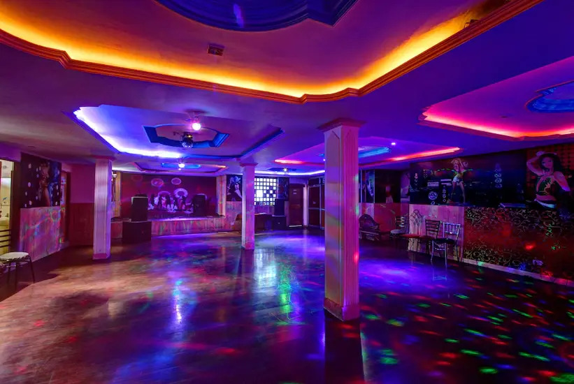 OYO 25050 Hotel Sukhsagar