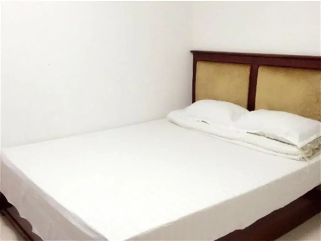 Qianshan Hengyuan Inn