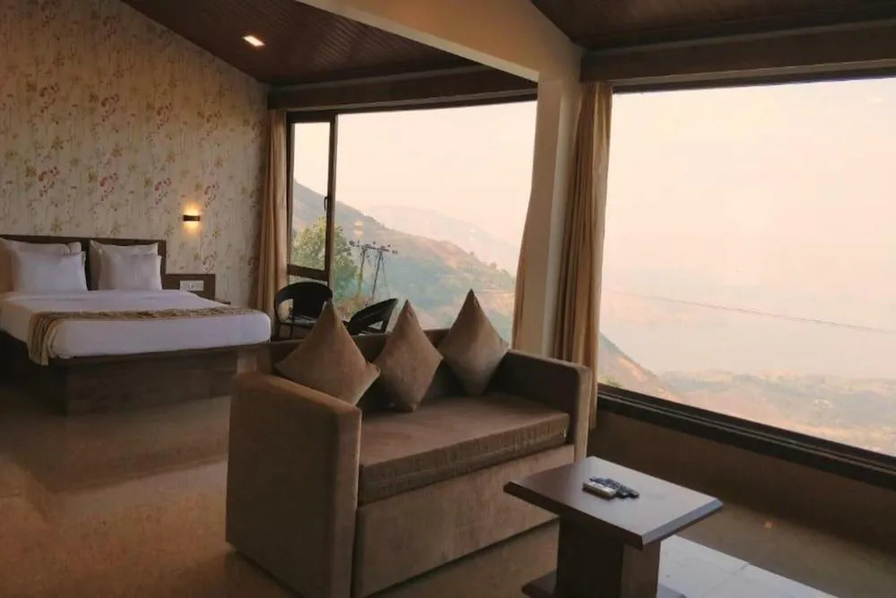 Miraya Hotel