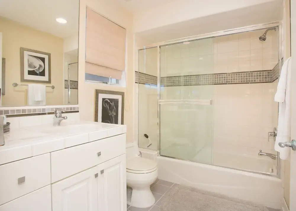 4609 Seashore (68435) - 4 Br home by RedAwning
