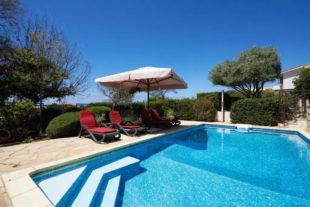 3 bedroom Villa Athina with private pool and golf views, Aphrodite Hills Resort