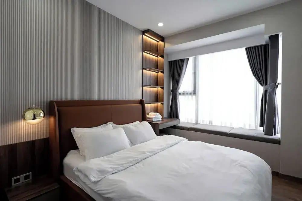 The Peak M8 Midtown