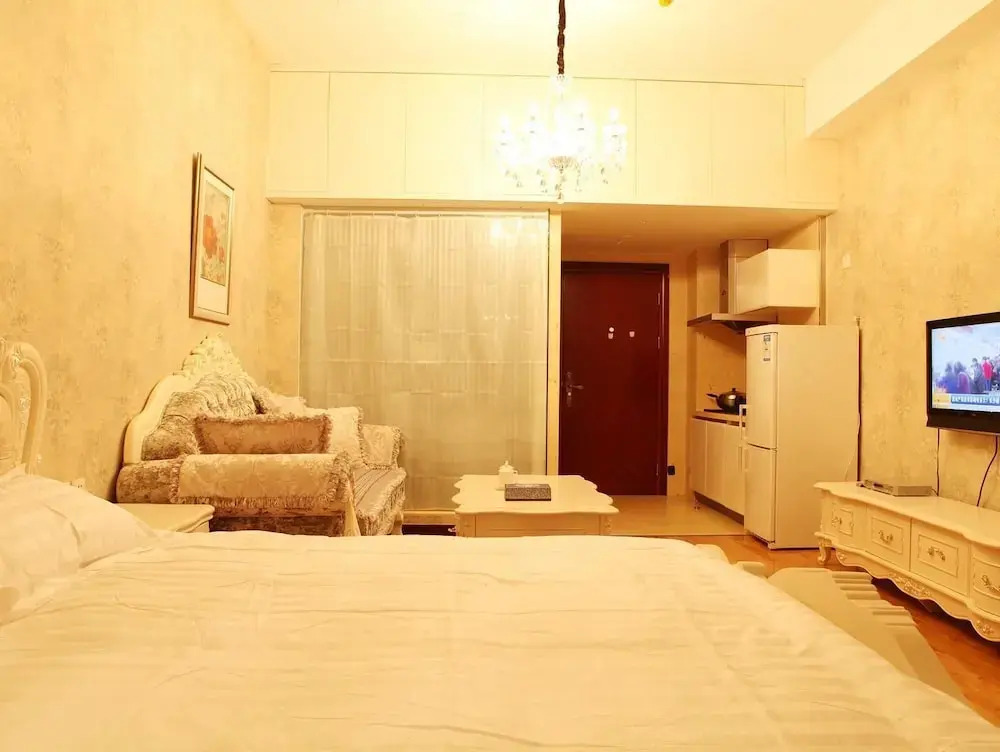DY Hotel (Beijing Baiziwan Metro Station)