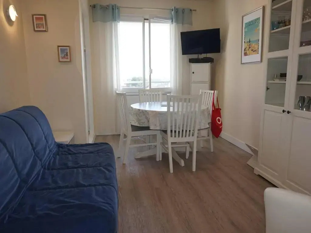 Appartement Cabourg, 2 pièces, 4 personnes - FR-1-465-61