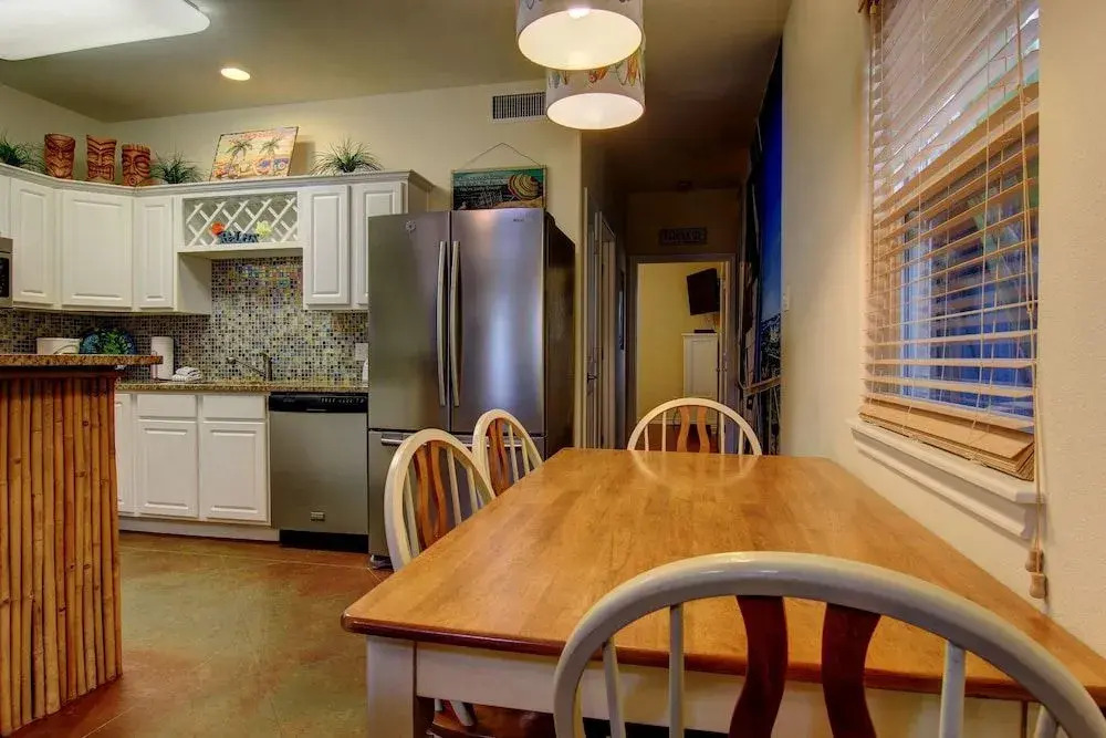The Surf Shack Pb105 3 Bedrooms 2 Bathrooms Condo