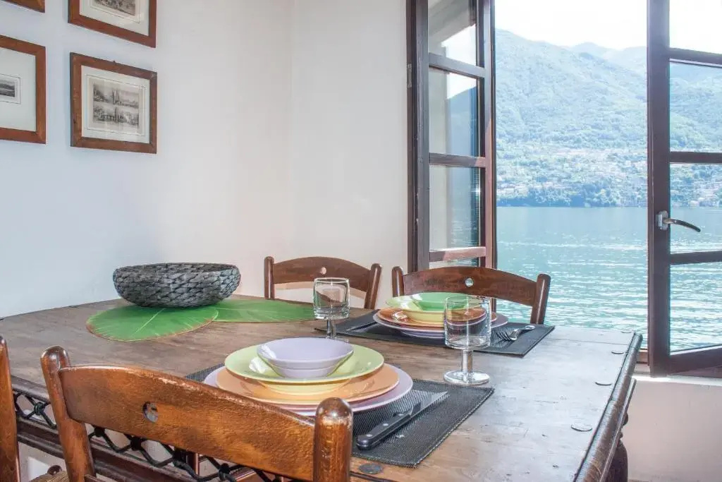 Lake View Apartments At the Pier Of Brienno - By House Of Travelers -