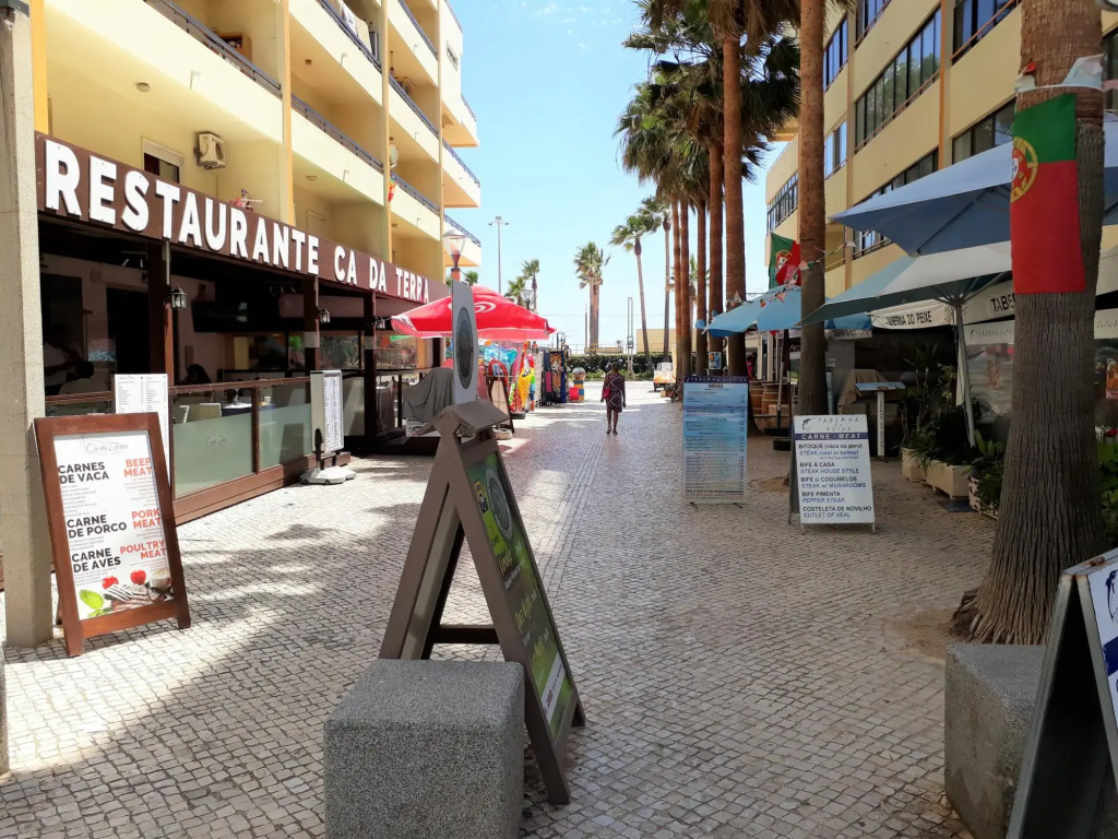 T1 Avenida Mar 8 200m Praia Wi-fi 4 Pessoas